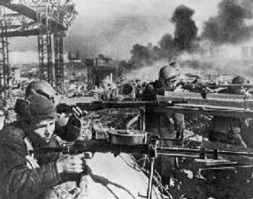 攻击与反攻击，希特勒的帝国遭到攻击——德国入侵苏联