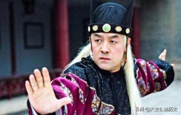 陪伴在朱厚照身边的刘瑾，深受皇帝信任，最终为何被清理？