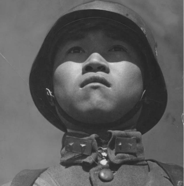 17岁英雄少年，牺牲前大喊6个字，日军听后下令厚葬