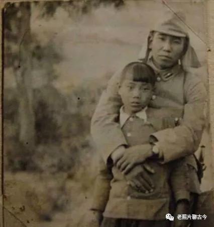 侵华日军私人相册中的老照片，再现当年暴行，最后一张不容饶恕！