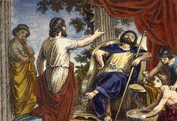 在古希腊，阿尔哥斯僭主政治是如何建立的？