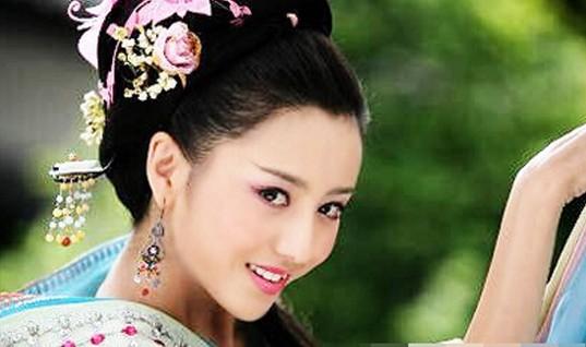 汉朝最有名皇后，为博皇上宠爱，常年使用一种药丸，导致无法生育