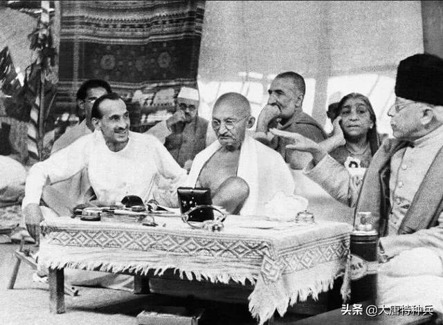 二战期间，我国派出代表了解印度抗日，甘地的答案让人笑场